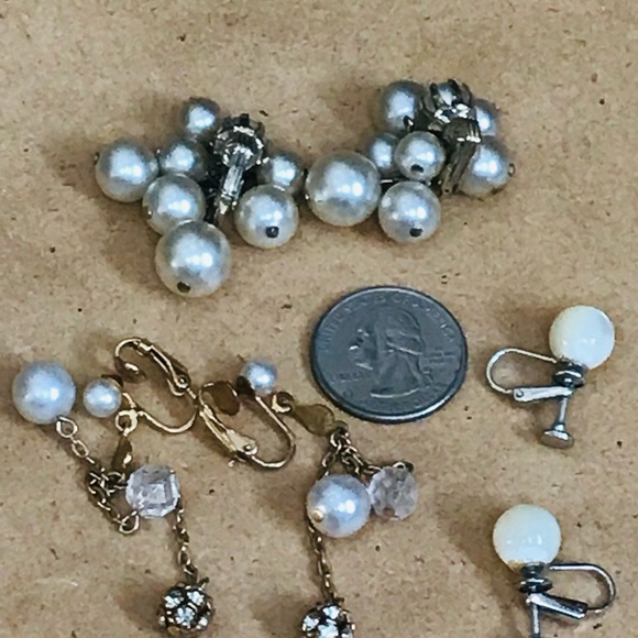 Lot of 3 Vintage Pearl Rhinestone Moonglow Clip-On Earrings Dangle Cluster - Picture 11 of 11